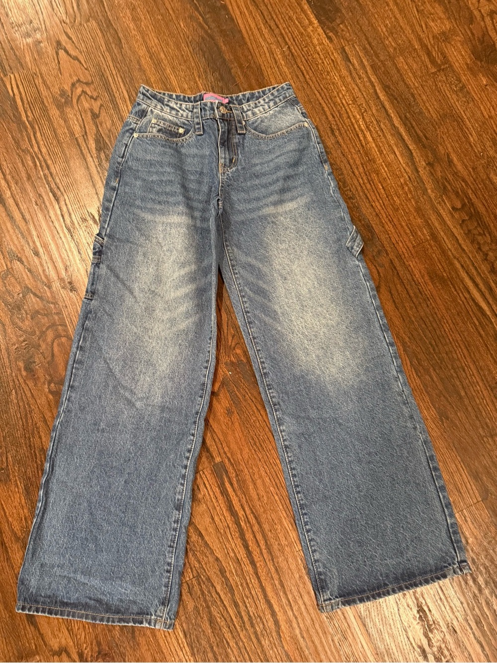 Edikted Wide-Leg Jeans in Medium Blue Wash
